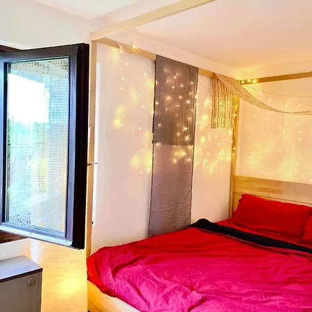 Zen Serenity Sauna & Retreat - Happy Go Lucky *