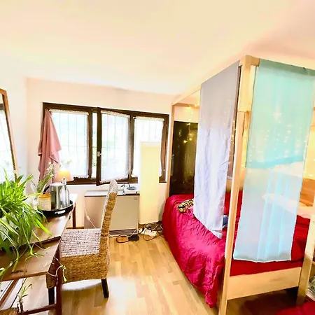 Quarto em Acomodações Particulares Zen Serenity Sauna & Retreat - Happy Go Lucky