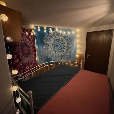 Zen Serenity Sauna & Retreat - Happy Go Lucky Quarto em Acomodações Particulares